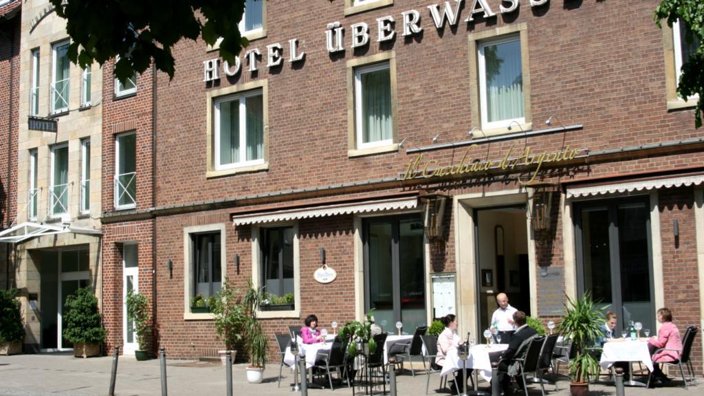 Hotel Restaurant Ueberwasserhof Munster  Exterior photo